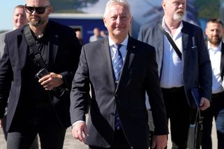 Česko nedostalo pozvánku na jednání o NATO v Polsku. Zůna ale míří do USA - Novinky
